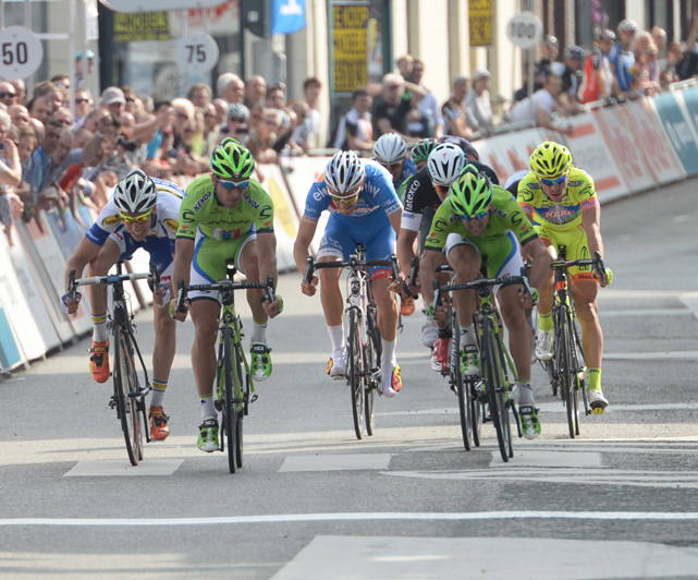 Peter Sagan hits the brakes